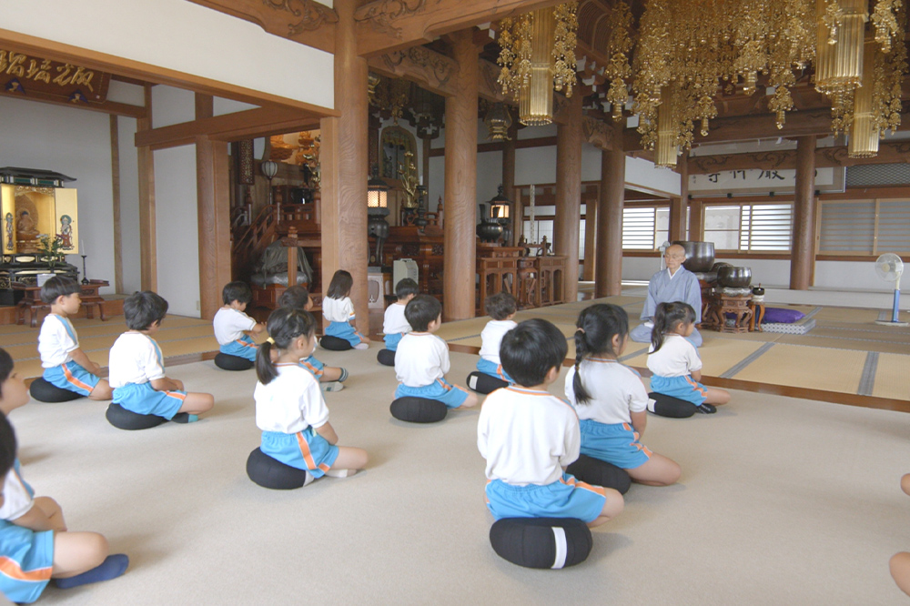 目指す子ども像 ~人間らしい人間となるために~