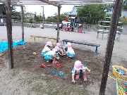 9.13 　園庭で遊びました。