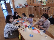 子育て支援　母の日プレゼント作り