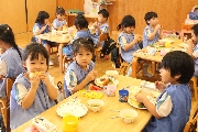 夏期保育４日目　ハンバーガー屋さん