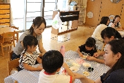 子育て支援　親子でキッキング