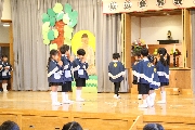 成道会発表会　年中・年長の部